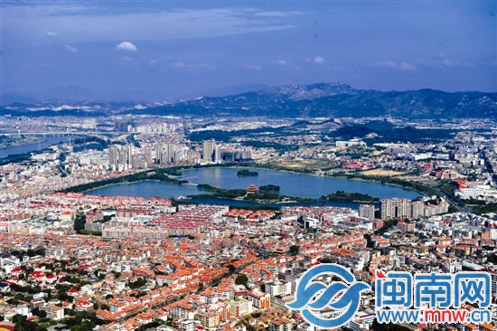 高空下，西湖公園、泉州博物館、閩臺緣博物館等構筑